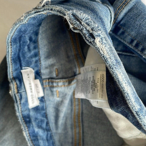 Good American Blue Skinny Jeans with Distressed Knees - Picture 6 of 6